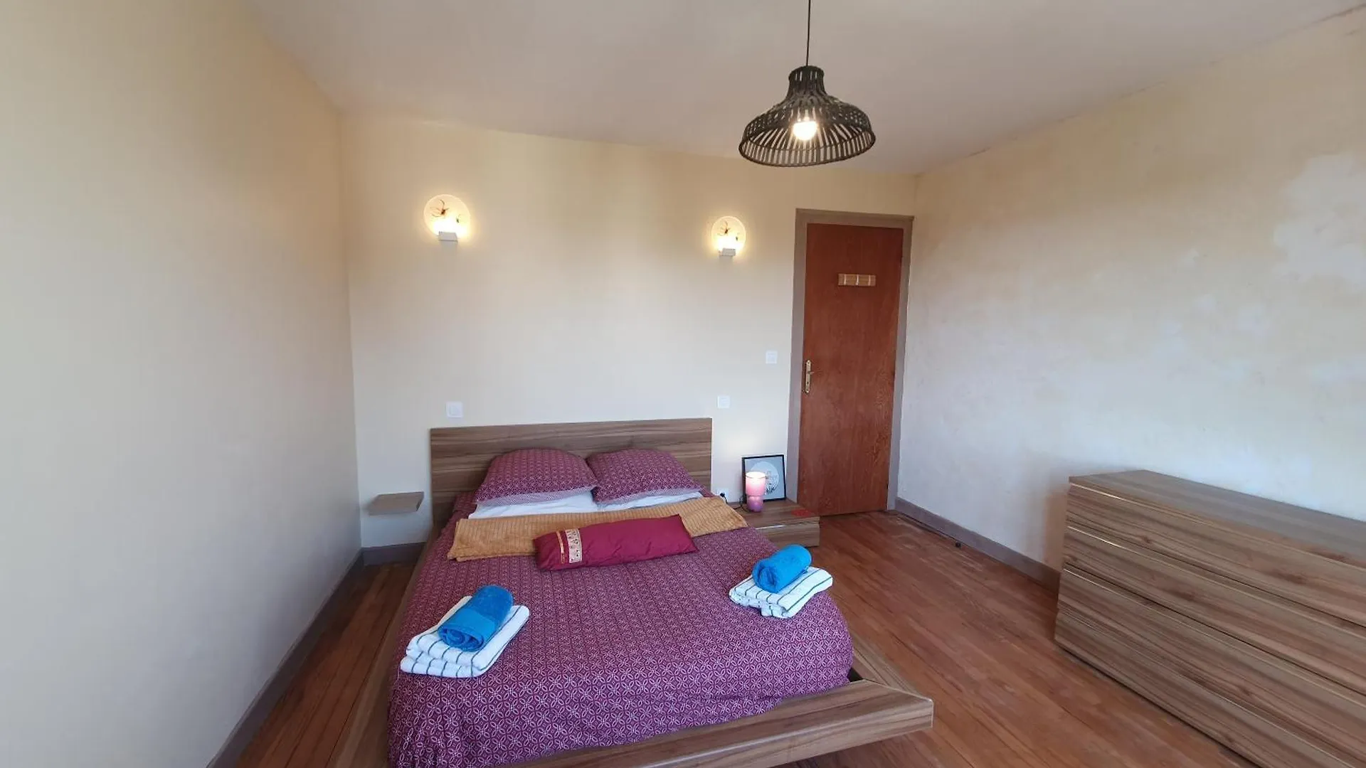 Gite Thera Cottage 3 Etoiles Le Vieux-Bourg  Franciaország